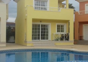 Villa Nita Altaona Golf Turquoise Sleeps 4 adults
