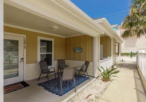 Village by the Beach B919K