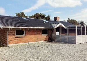 Vintage Holiday Home in Henne With Sauna