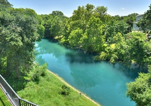 Waterfront Condo on the Comal River