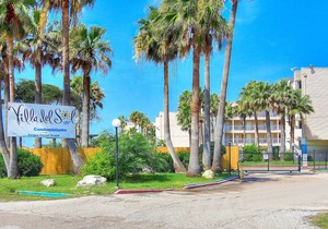 Waterfront condo with shared pool and beach access