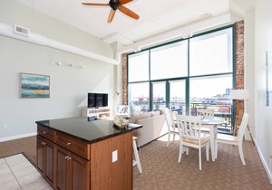 Waterfront Luxury Condo - Sleeps 4 w/ Cedar Point View!!
