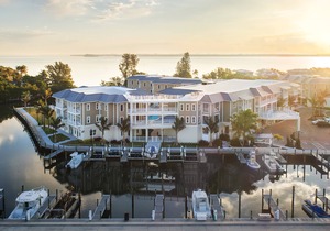 Waterline Marina Resort & Beach Club, Autograph Collection