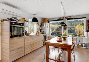 Welcome to this lovely vacation home surrounded by greenery and close to the beach.