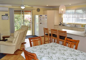 Wenlaw Cottage (Rear) Hat Head