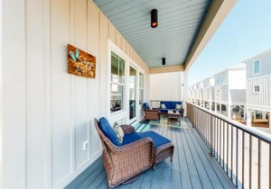 West Side Cottage #MM