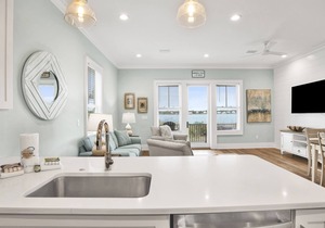 West Side Cottage Unit R - Luxury at the Beach in the Angell Family Beach House!