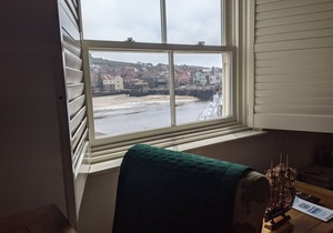 Whitby Sea View Cottage with Harbour Views