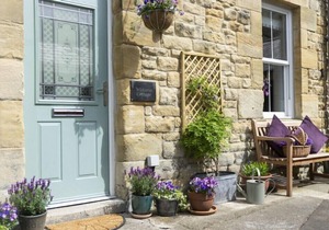 WISTERIA COTTAGE, family friendly, with open fire in Warkworth