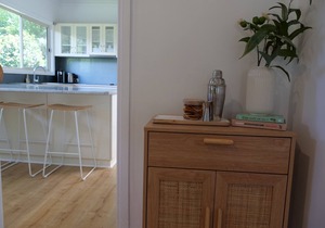 Wombat's Burrow, Warburton