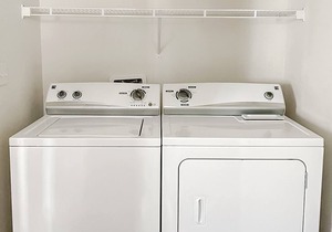 Wonderful 2BD/2.5BA + Gym - Stillwater