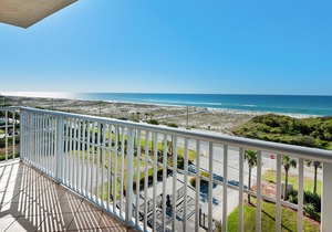 Wraparound Balcony-HUGE Pool-Stunning Views-3BR/3BA Emerald Dolphin 510