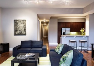 Wrigley Field Legend Suite 4 Bedrooms, 2 Bathrooms