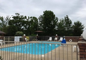 You Found it! Free Breakfast, Free Parking, Pets Allowed, Outdoor Pool