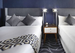 You Found it! Monterey Getaway! 3 Great Units, Inland View, Outdoor Pool!