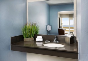 Your Monterey Getaway! 3 Roomy Units, Ocean View, Pet-friendly, Swimming Pool!