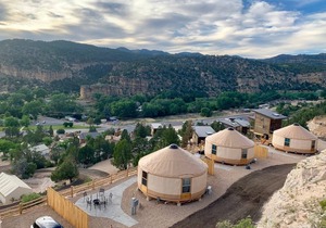 Yurt Overlook #6 w/stargazing near Zion & Bryce