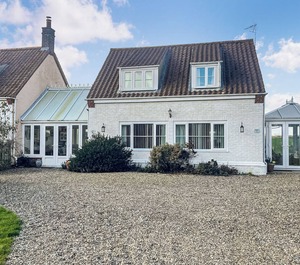 Accommodation Bacton 