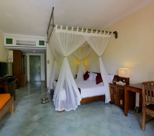 Br Villa Plunge Incl Breakfast 