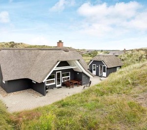 Holiday Henne Strand 