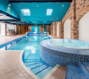 Retreat Swimming Jacuzzi Sauna 