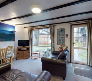 Tudor Court Tolroy Manor 