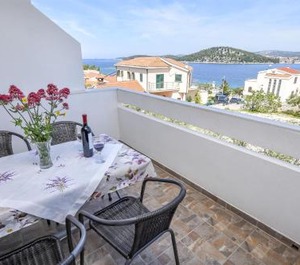 Apartments Mirta 