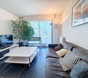 Granville Pièces Personnes 