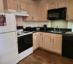 Ashley Quarters Hotel 