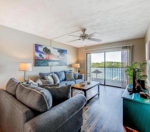 Chateaux Indian Shores 