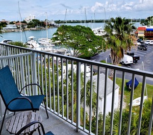 Bayside Condos City Bay 