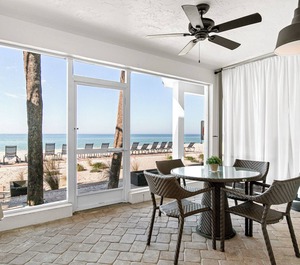 Beach Resort 