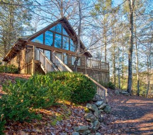 Bear Cave Haus 