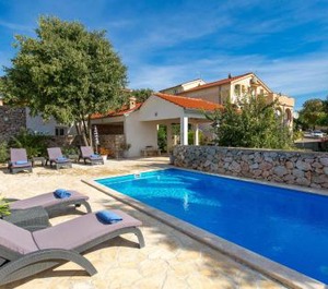 Garica Bedrooms Outdoor Swimming 