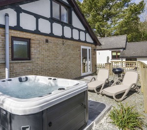 Cottage Halwill Junction 