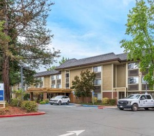 Western John Muir Inn 