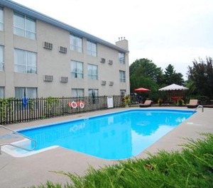 River Inn 