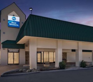 Western Newport Inn 