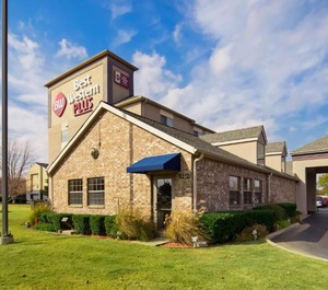 Holiday Inn Express Tulsa Arrow Hwy Ihg Hotel 