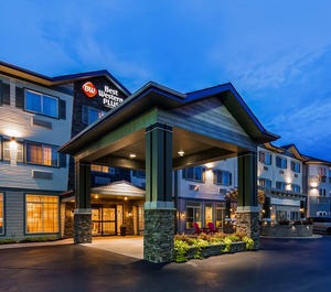 Vineyard Inn Suites 