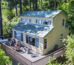 Boatdock Slips Water Trampoline Island Shuffleboard Gameroom 