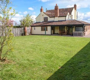 Brambles Cottage Malvern 