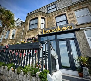 Breakers 