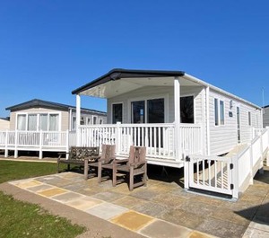 Berth Caravan At Haven Hopton Norfolk 