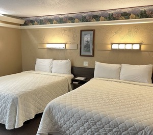 Carr Northside Hotel Cottages 