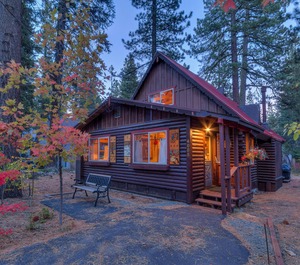 Tahoe Pines 