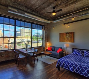 Chic Ultramodern Loft Designer Features 