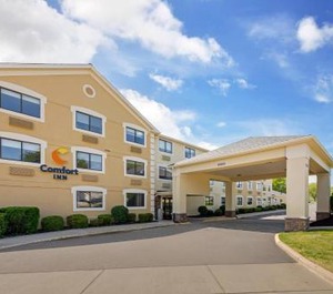 Comfort Inn River Edge 