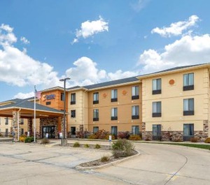 Comfort Inn Suites Cedar Rapids North Collins Road 