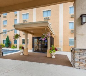 Comfort Inn Suites Wilkes Arena 